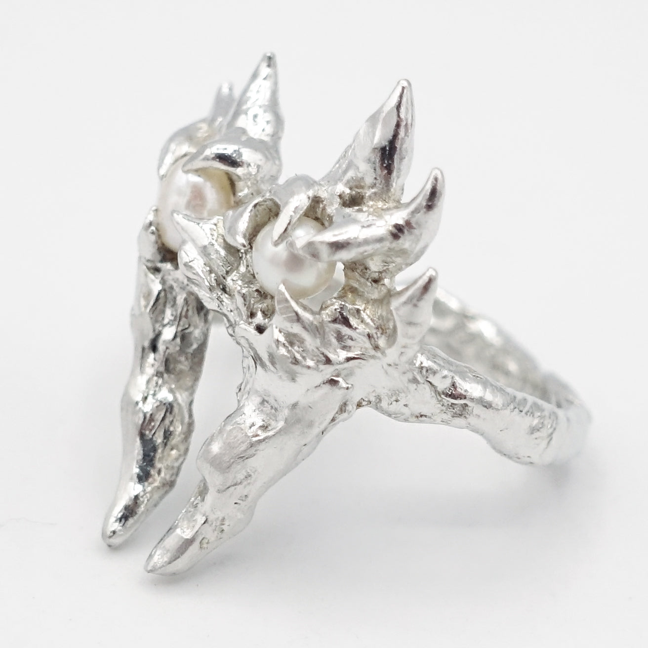DOUBLE PEARL BUTTERFLY RING // SZ 7.5
