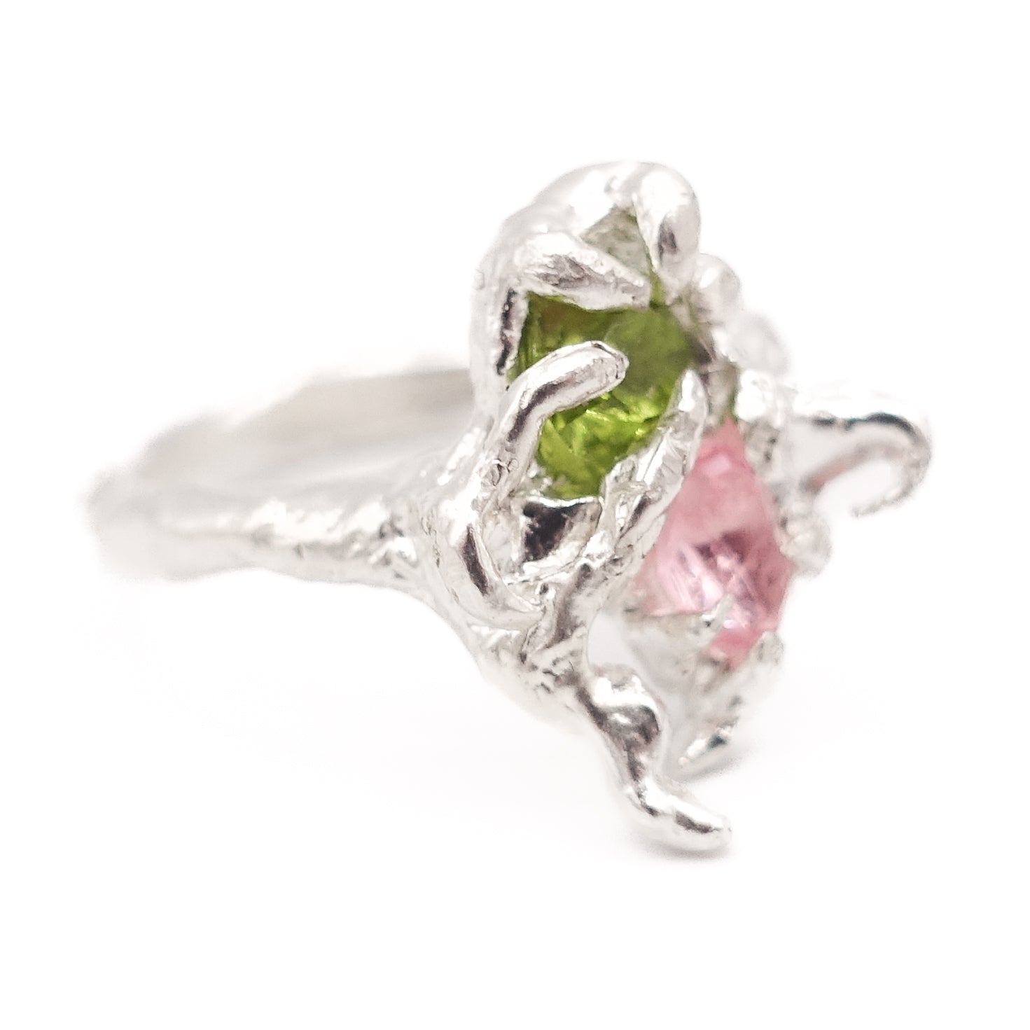 TEMPTRESS RING