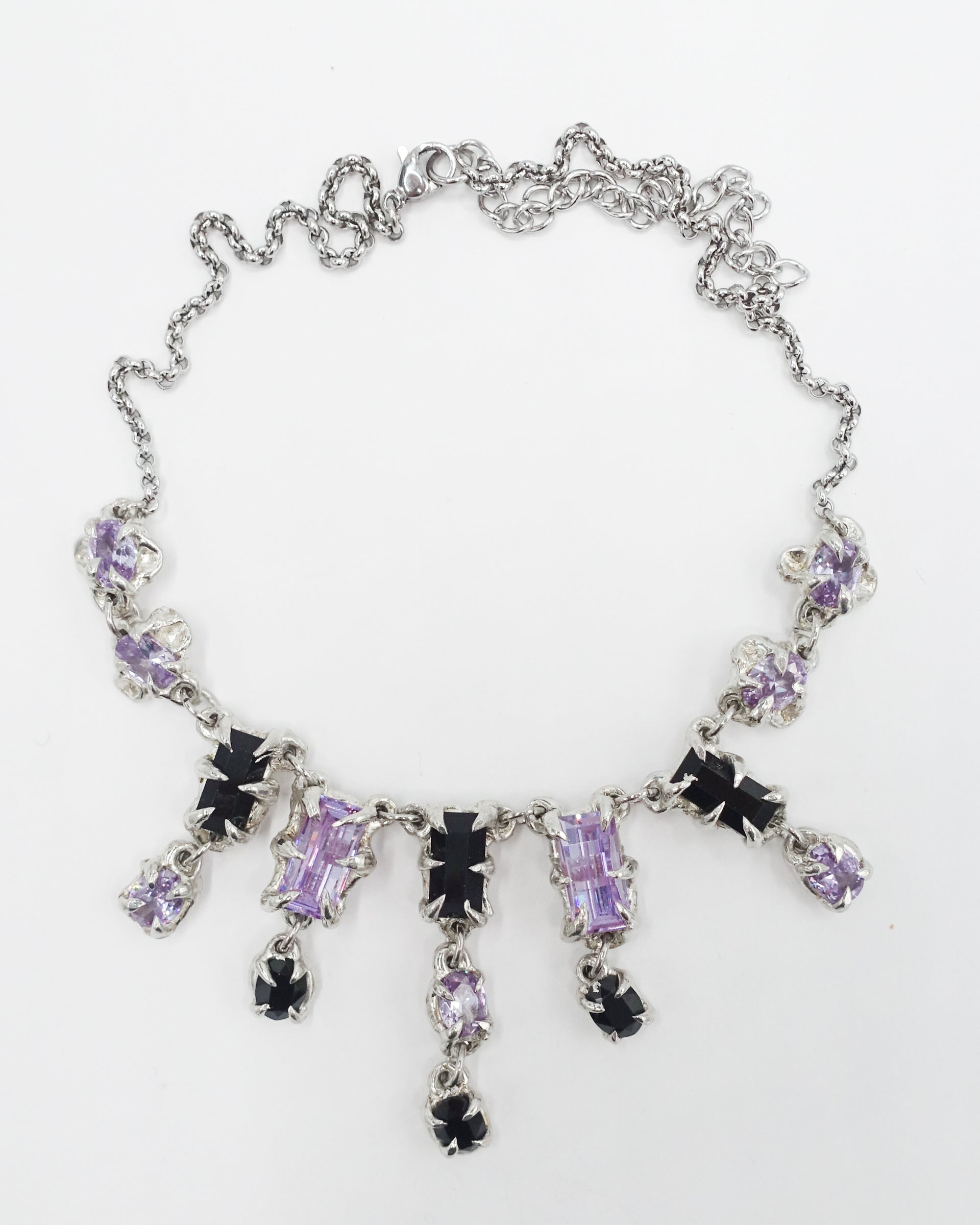 ELLA COLLAR