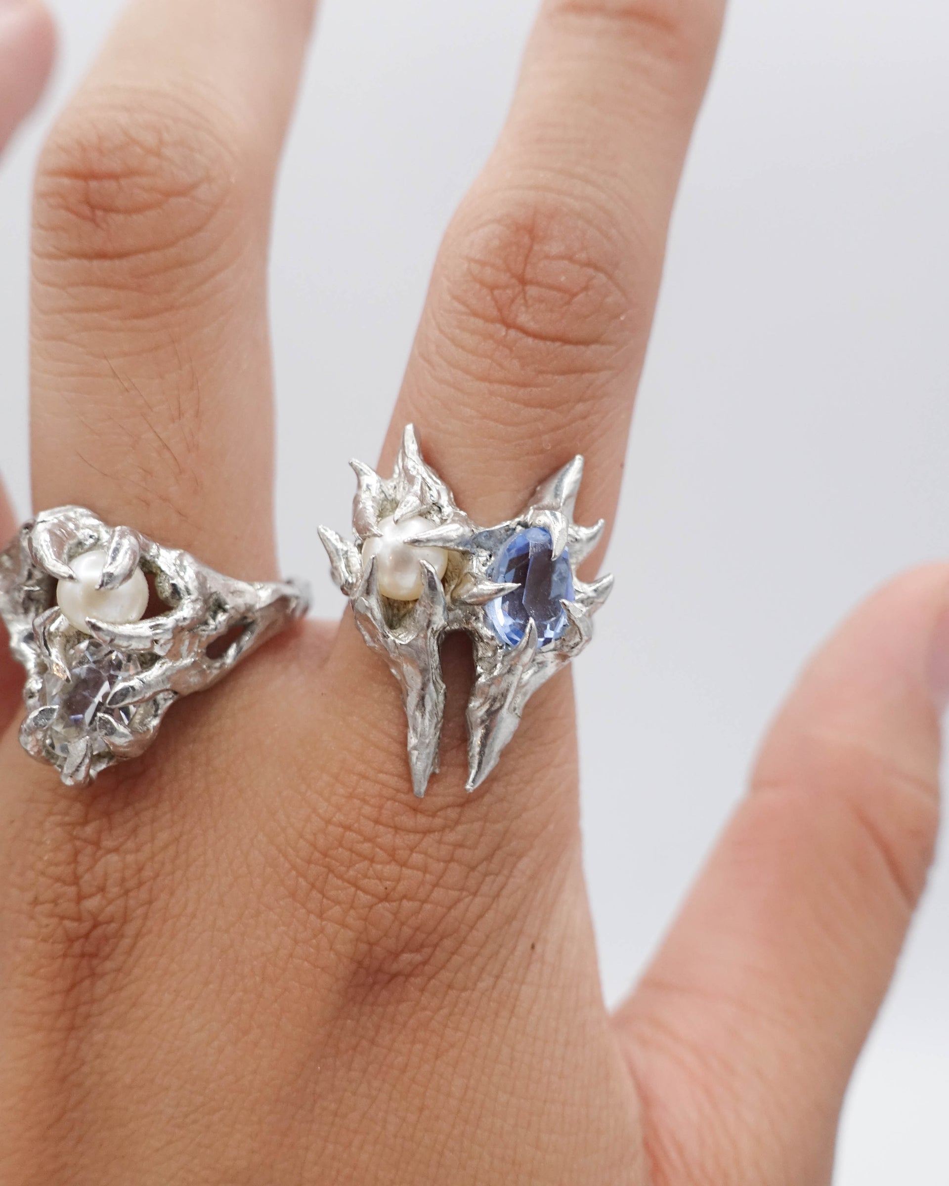 SKY BUTTERFLY RING // SZ 5.25
