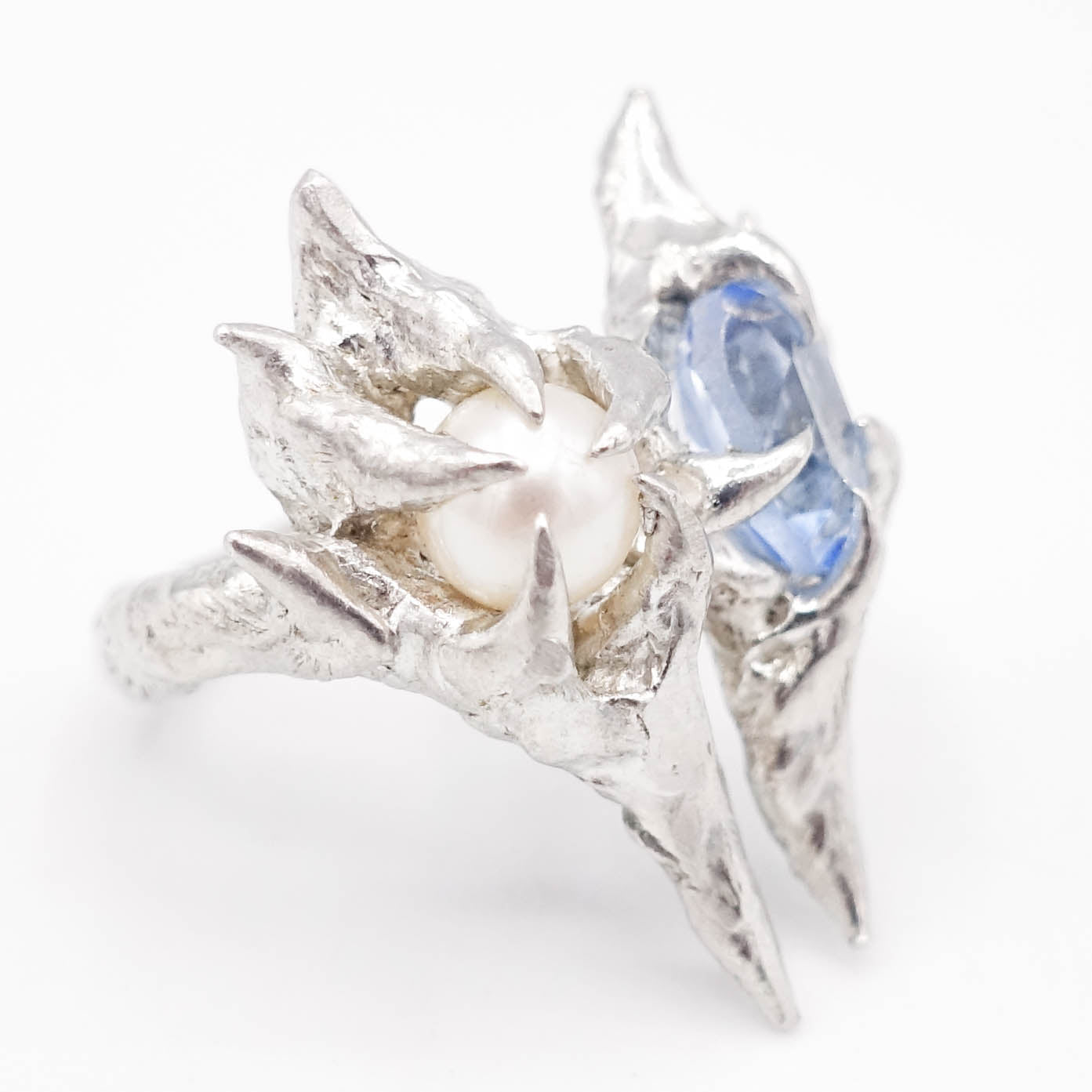 SKY BUTTERFLY RING // SZ 5.25