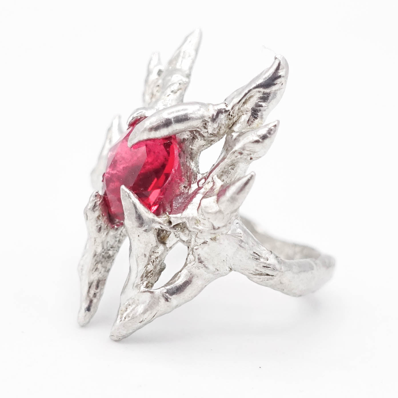 POSSESSION BUTTERFLY RING // SZ 5