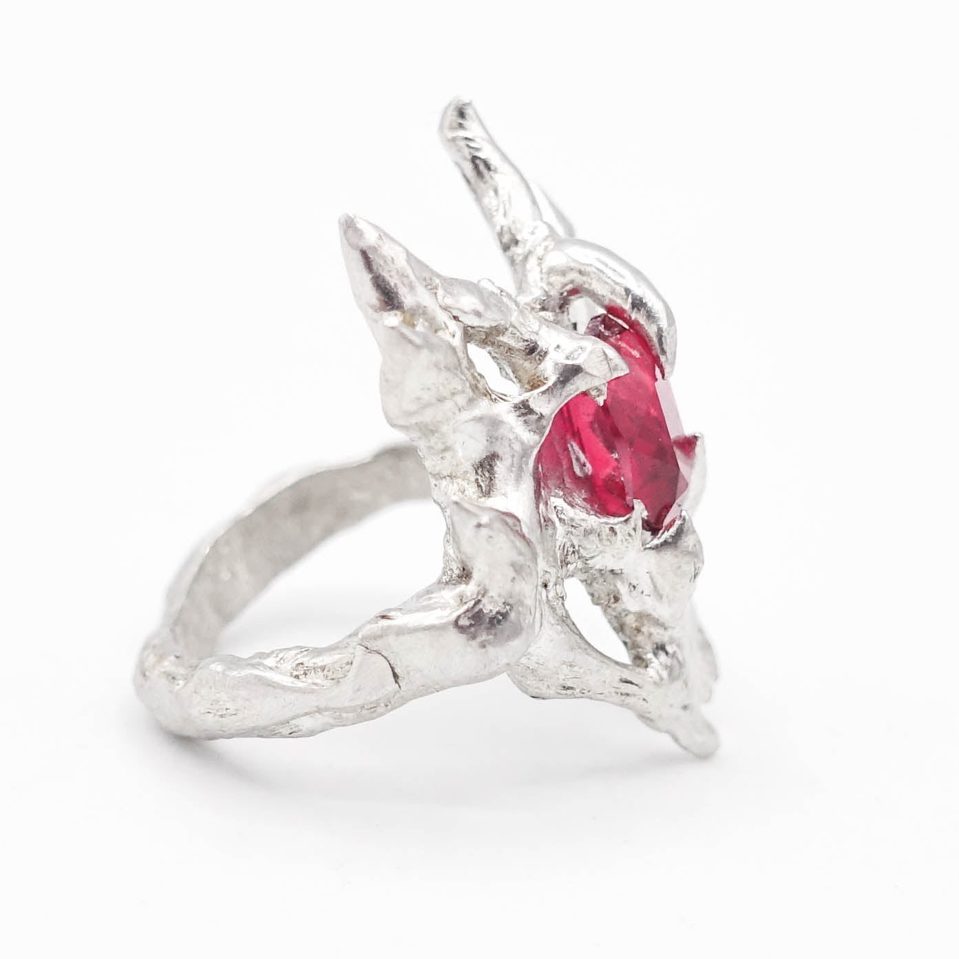 POSSESSION BUTTERFLY RING // SZ 5