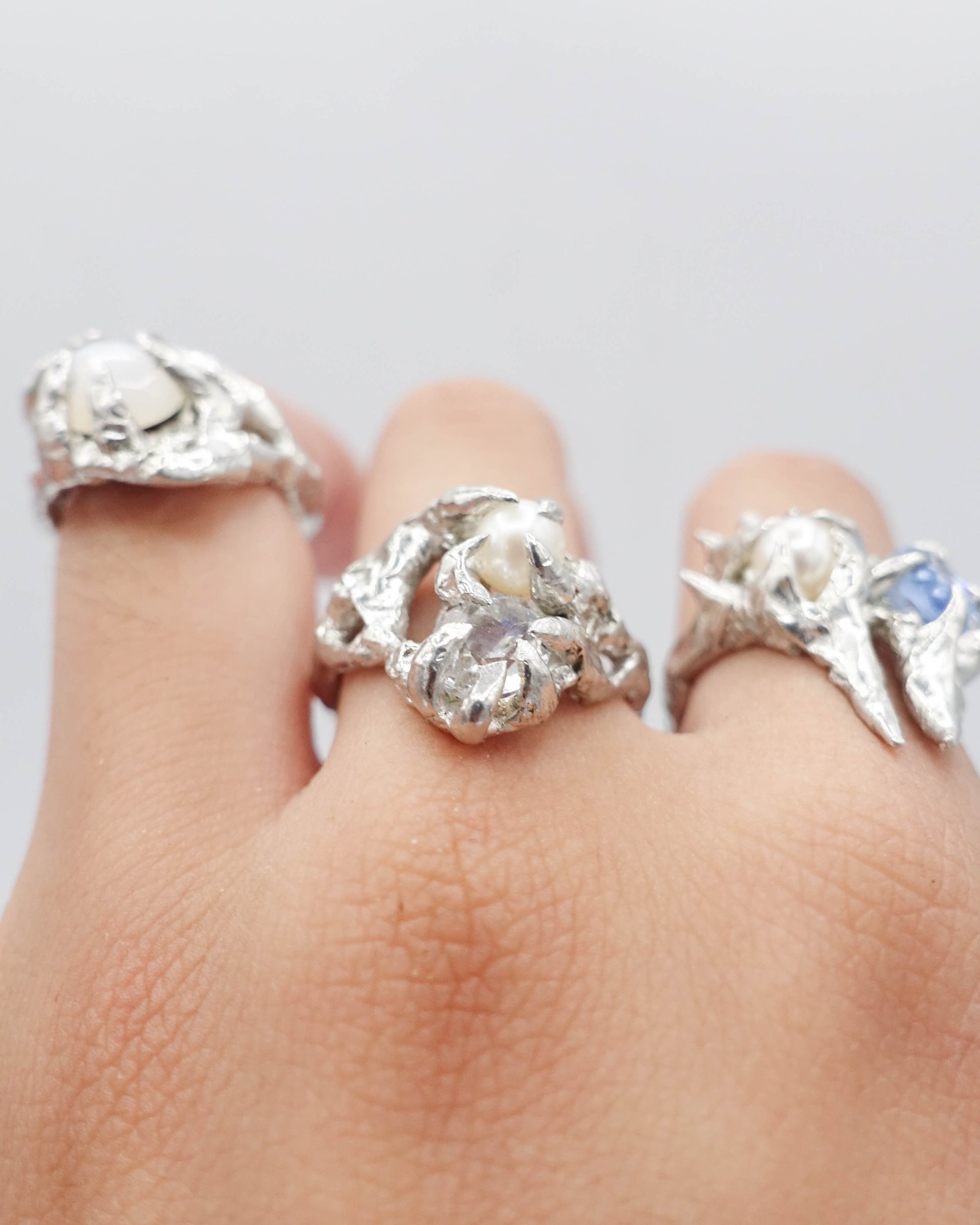 FATAL MYSTERY RING // SZ 7.75