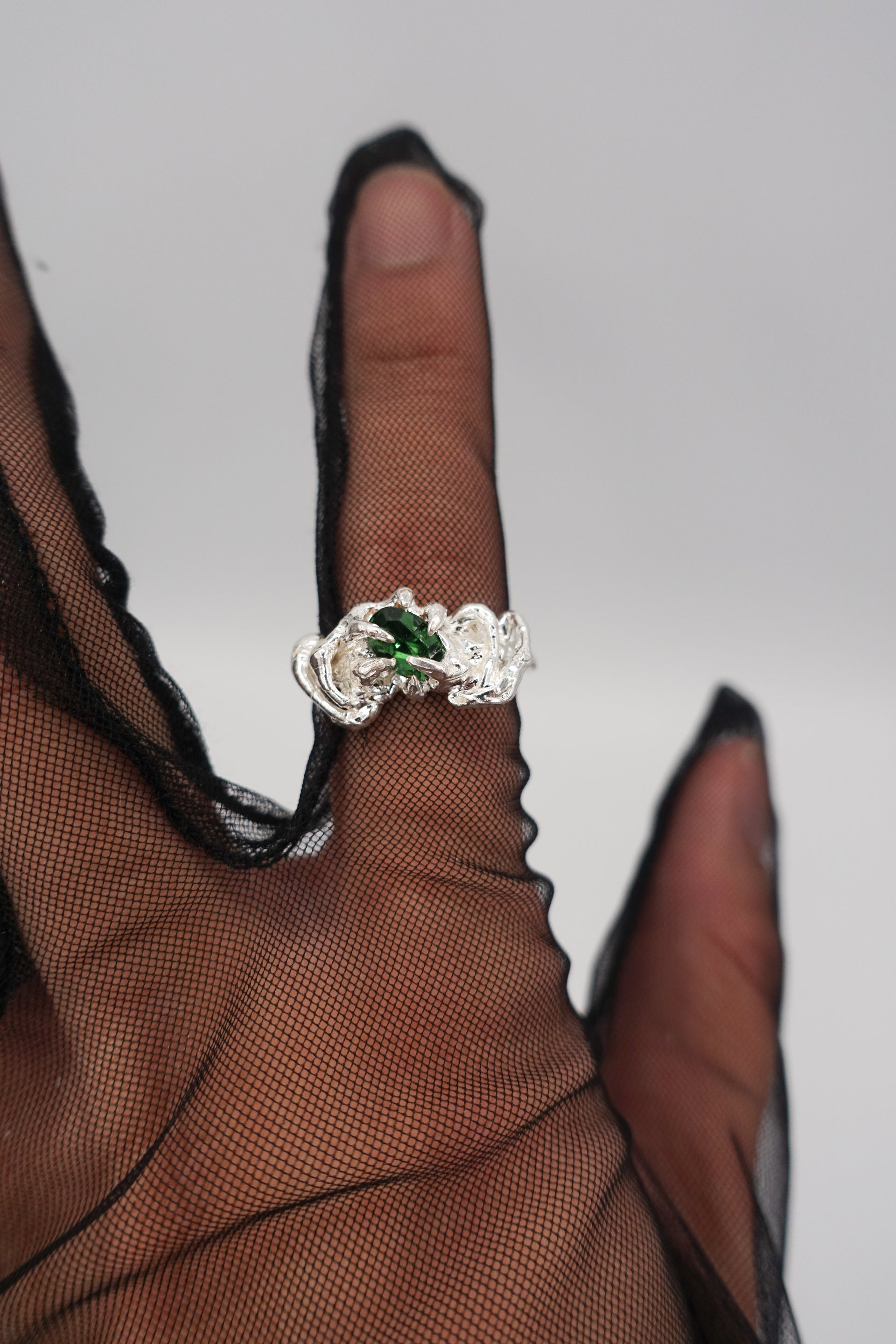 GESTURE RING