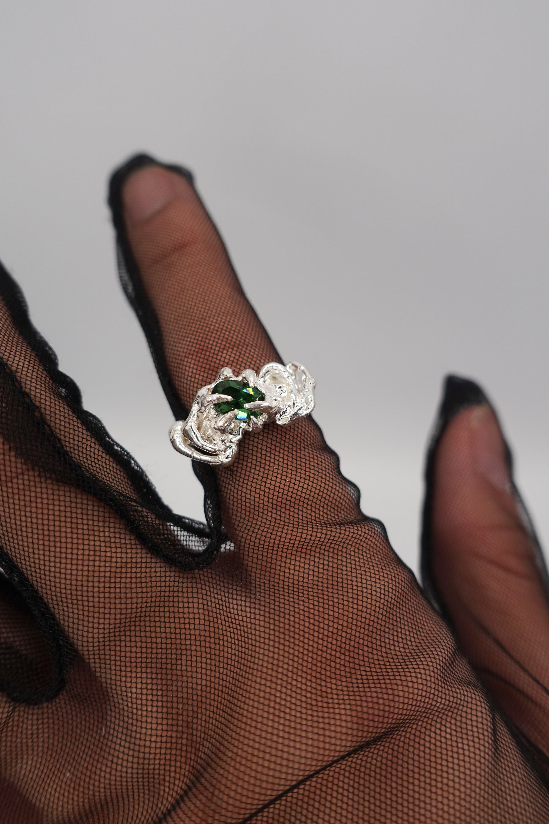 GESTURE RING