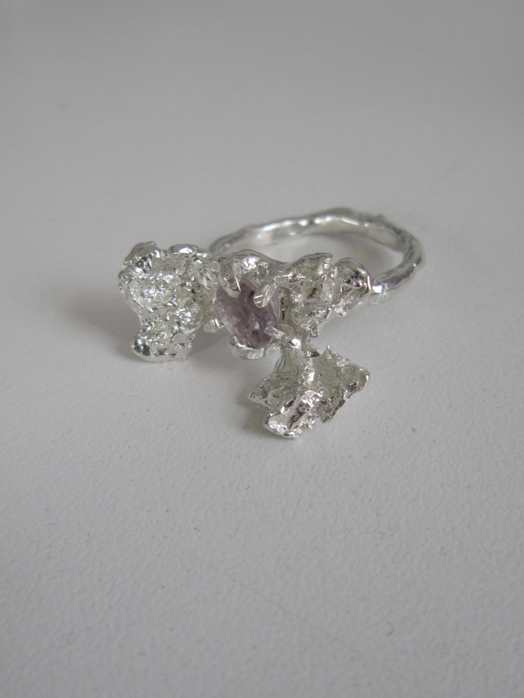 ENTRAILS RING [AMETHYST] [SZ 7]