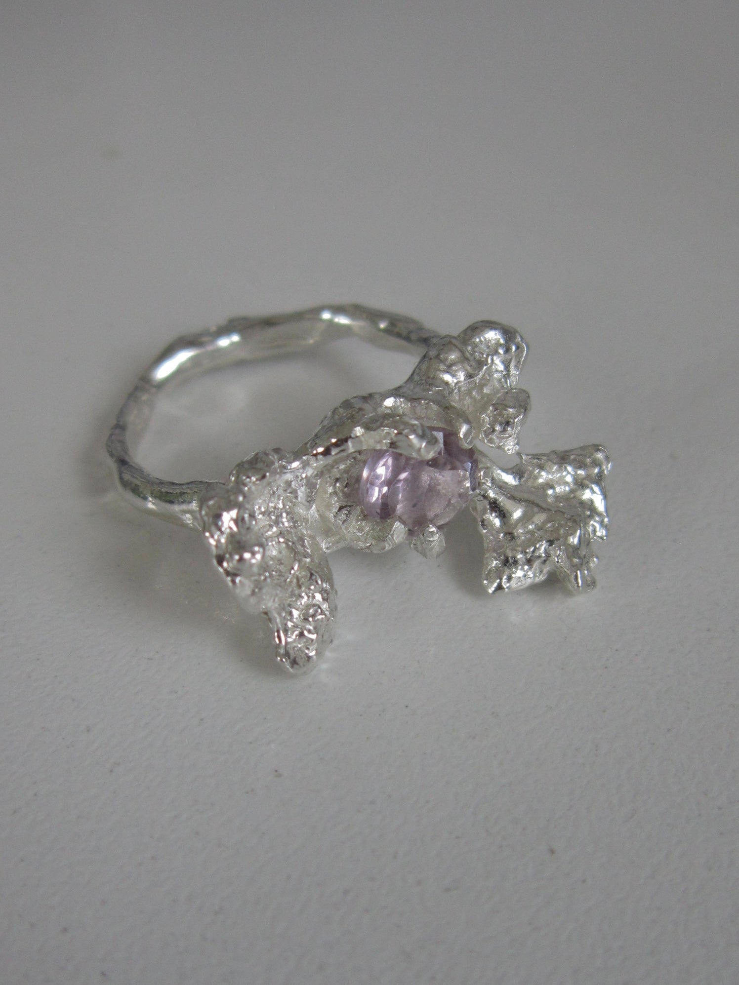 ENTRAILS RING [AMETHYST] [SZ 7]