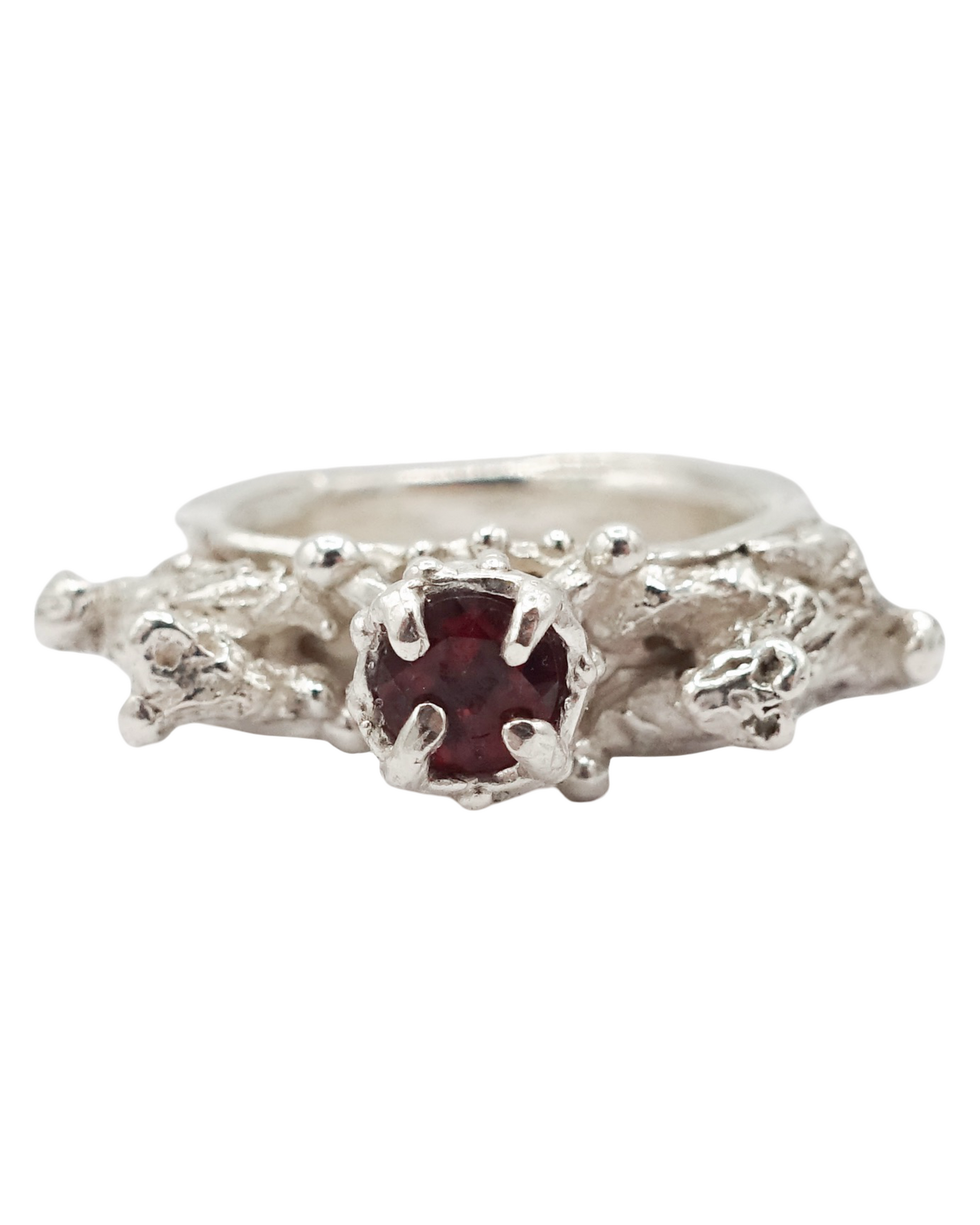 IN THROES RING || SZ 7.5