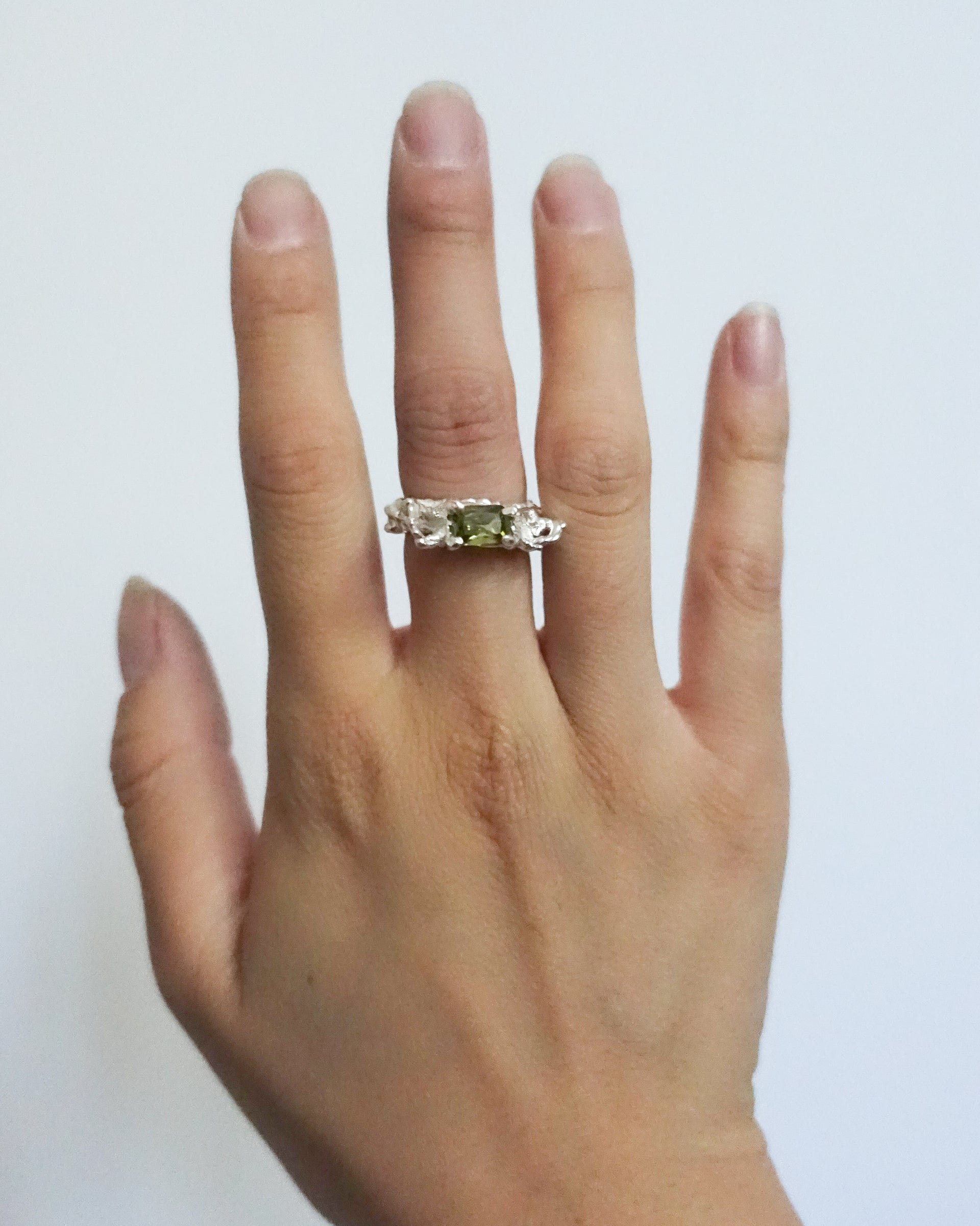 SERAXIS RING (GREEN)