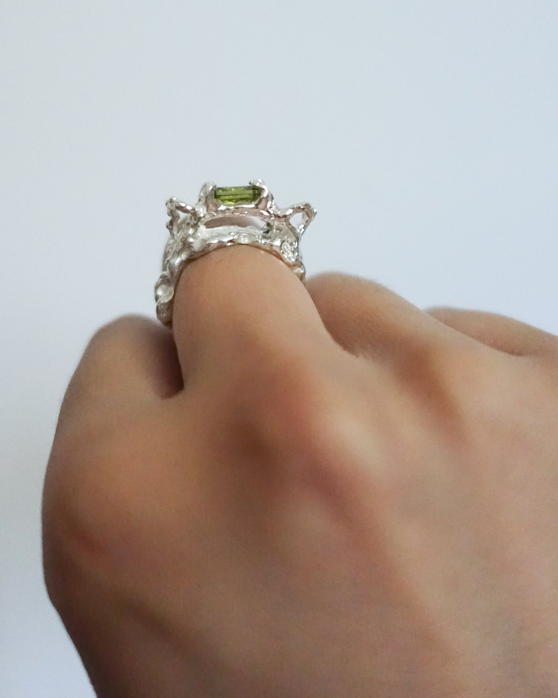 SERAXIS RING (GREEN)