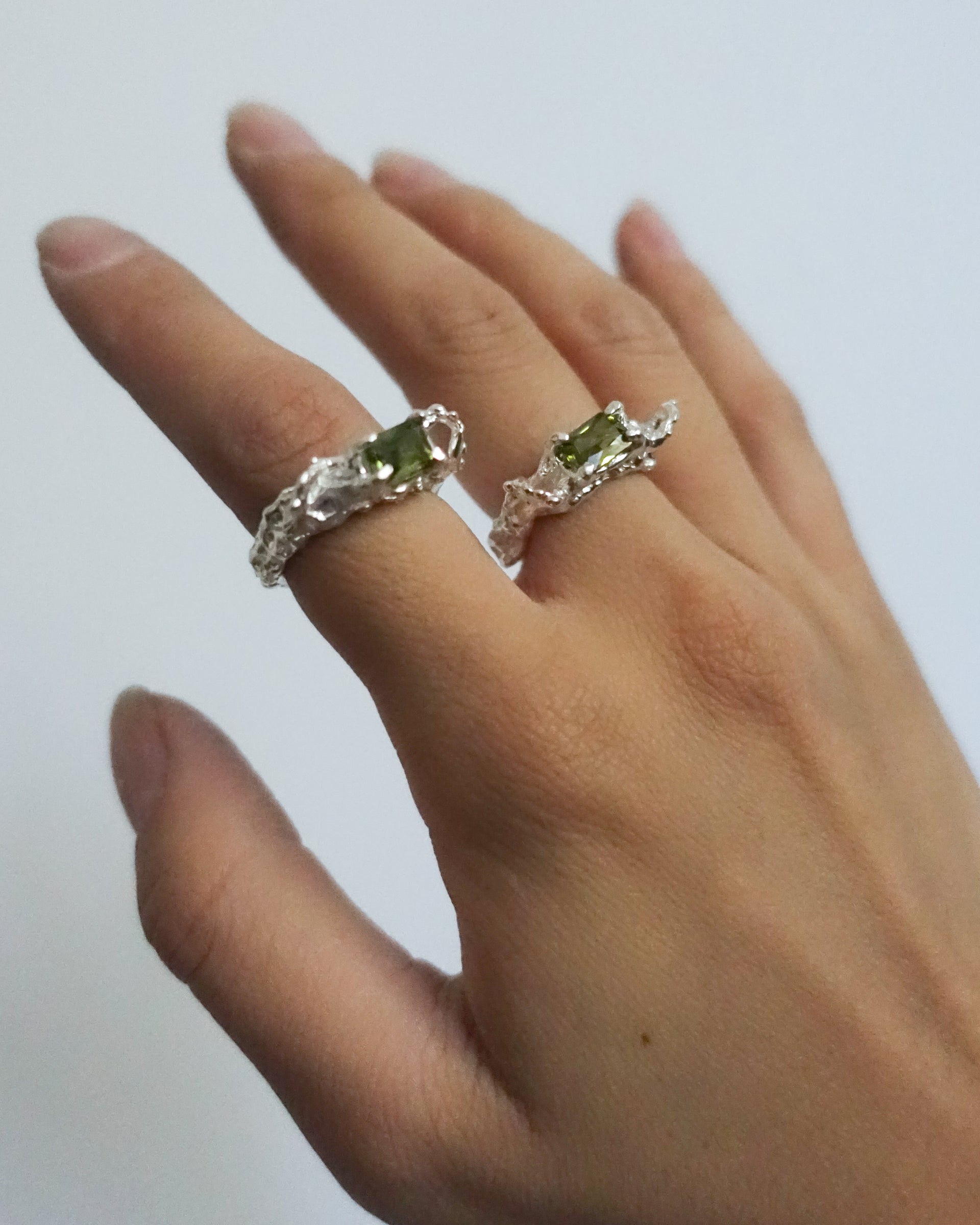 SERAXIS RING (GREEN)