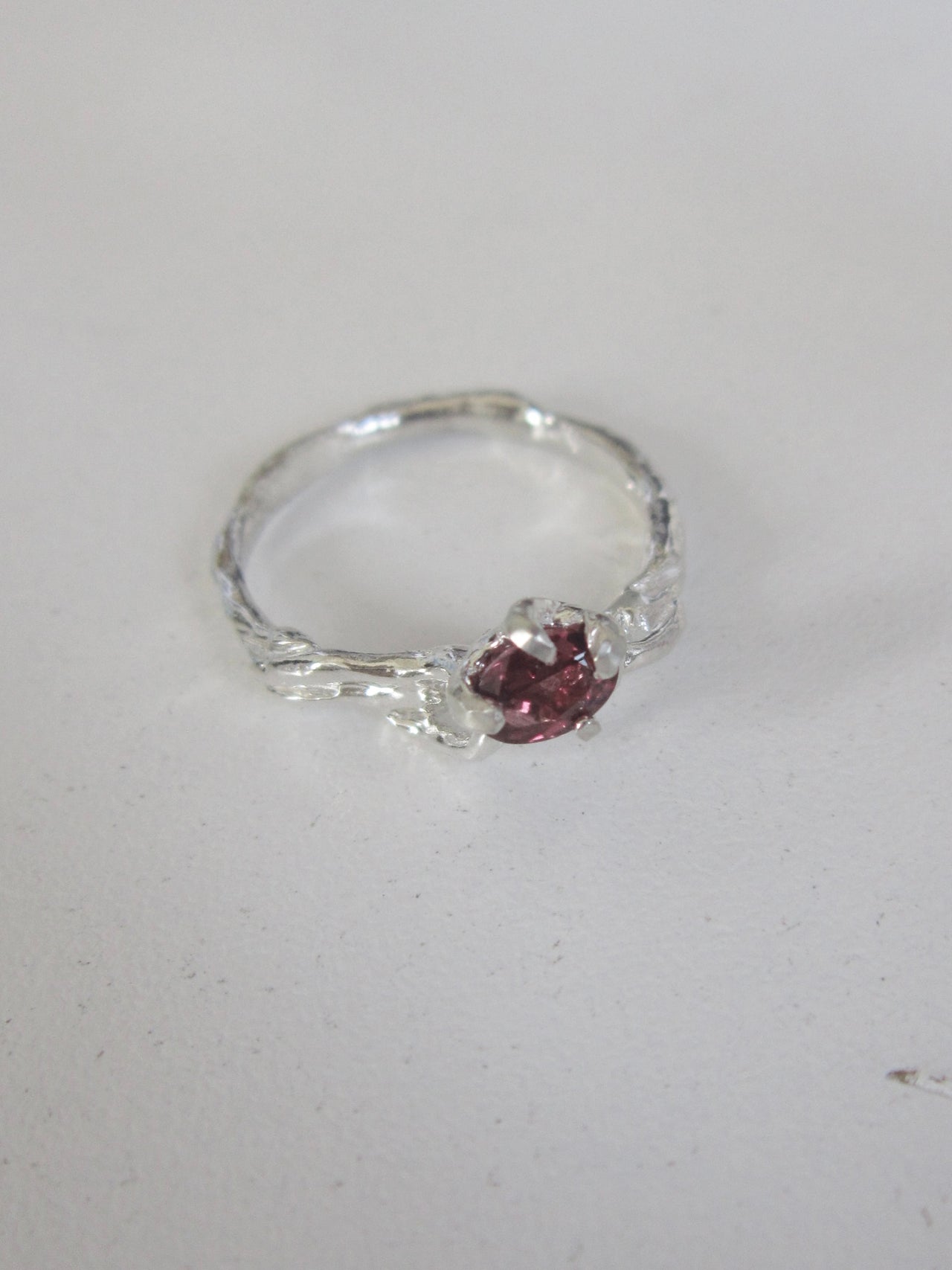 BEATRICE RING [sz 9]