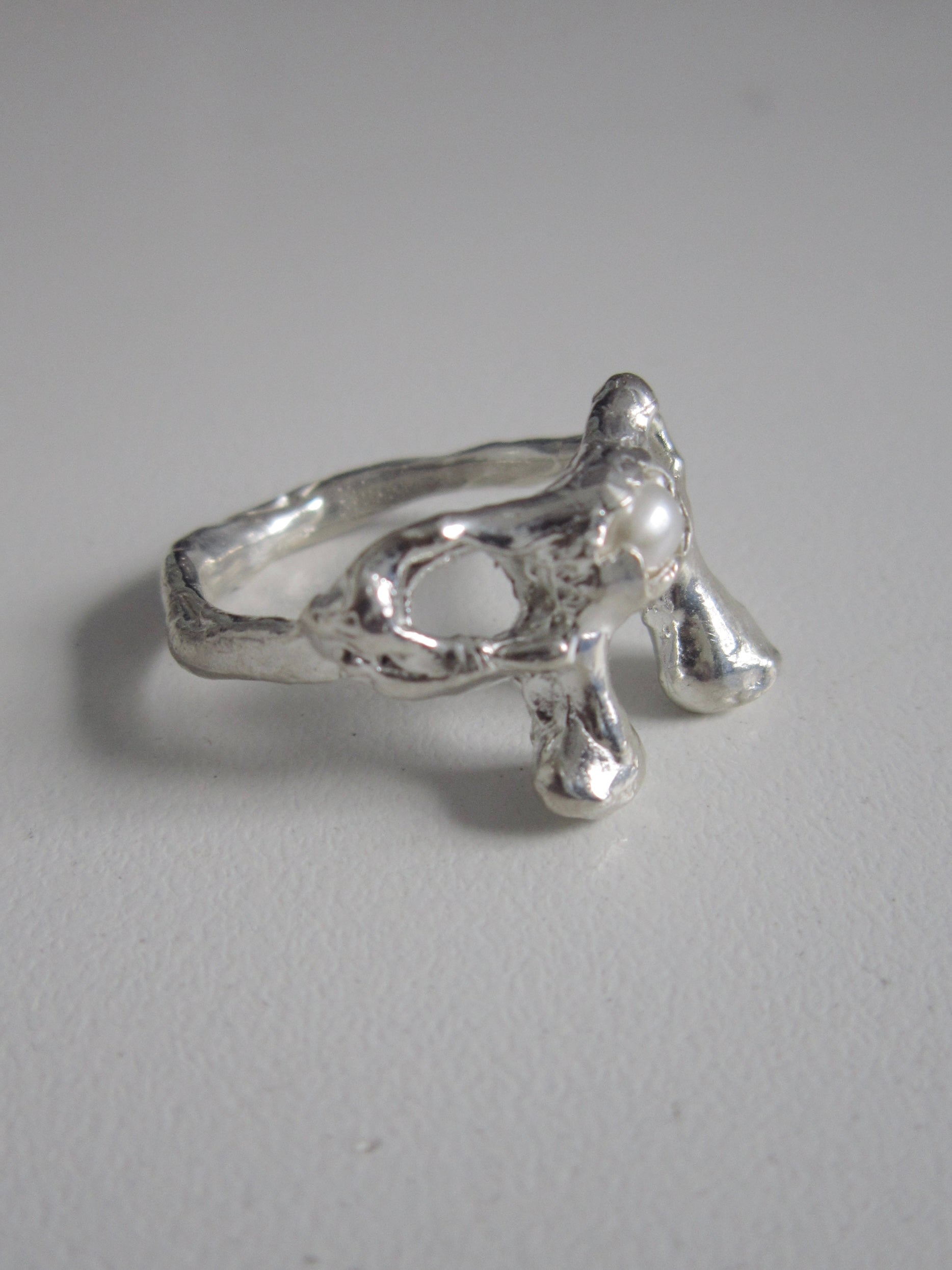 BALLERINA RING