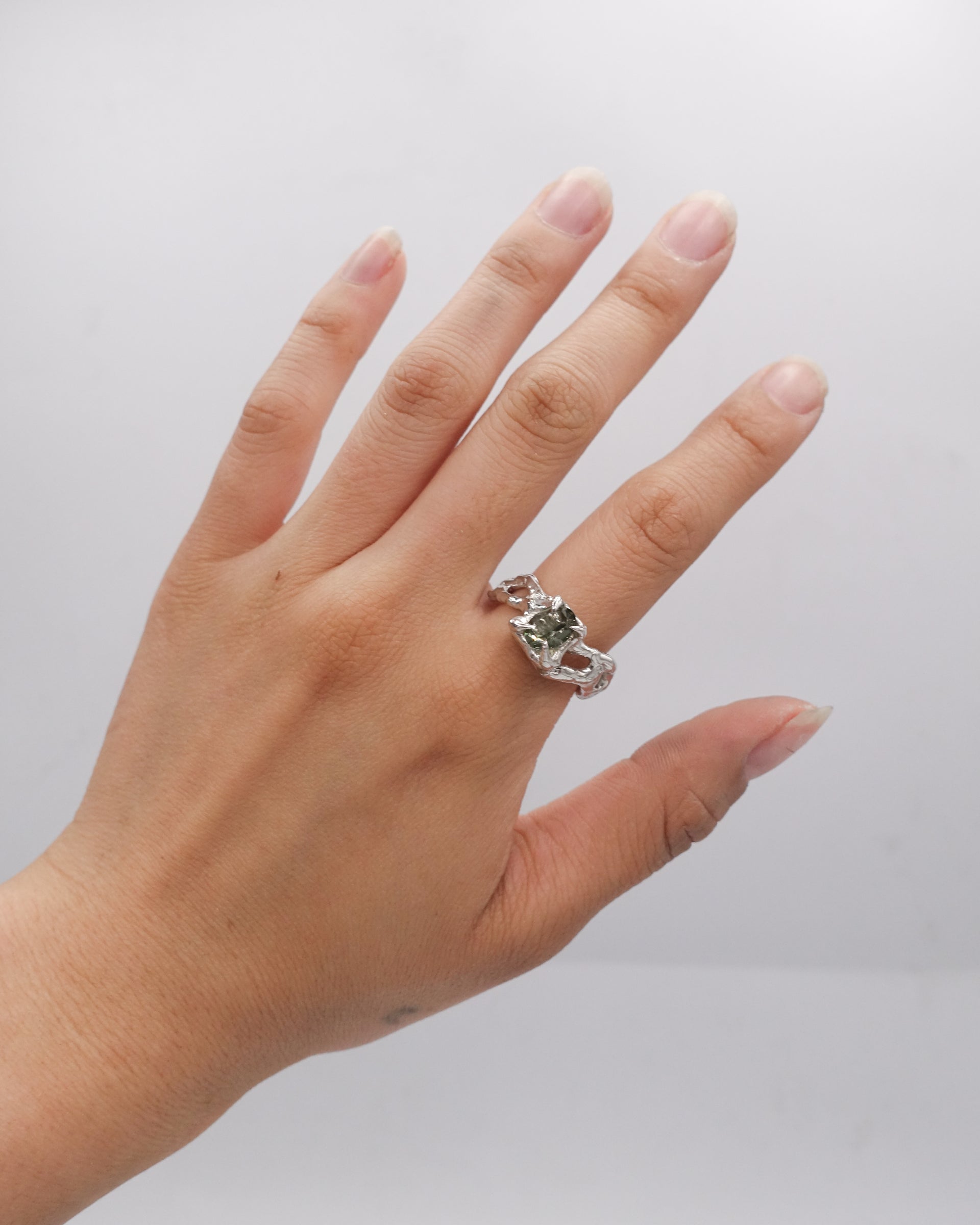 LUCKY DAY RING // SZ 8