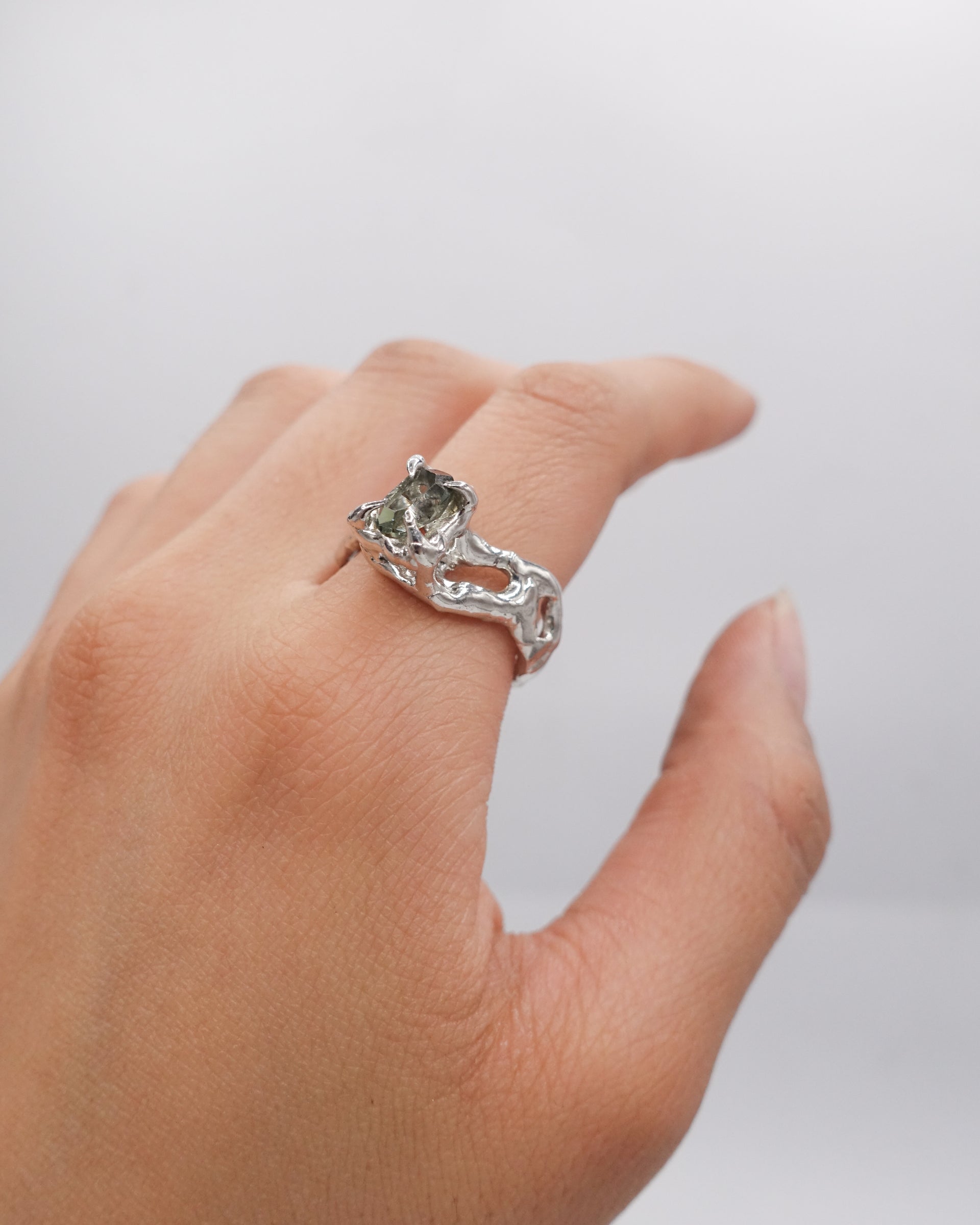 LUCKY DAY RING // SZ 8