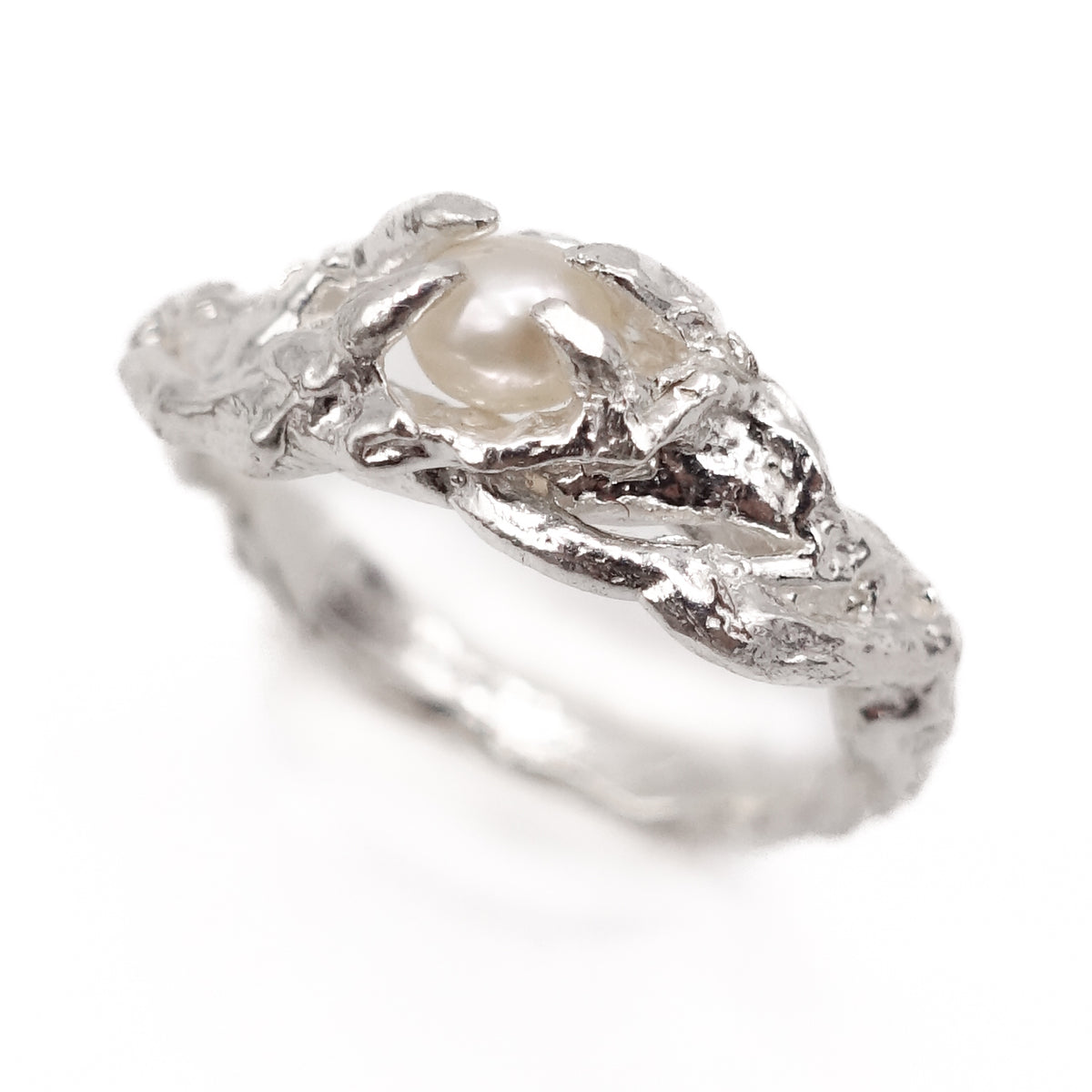 SHRINE RING
