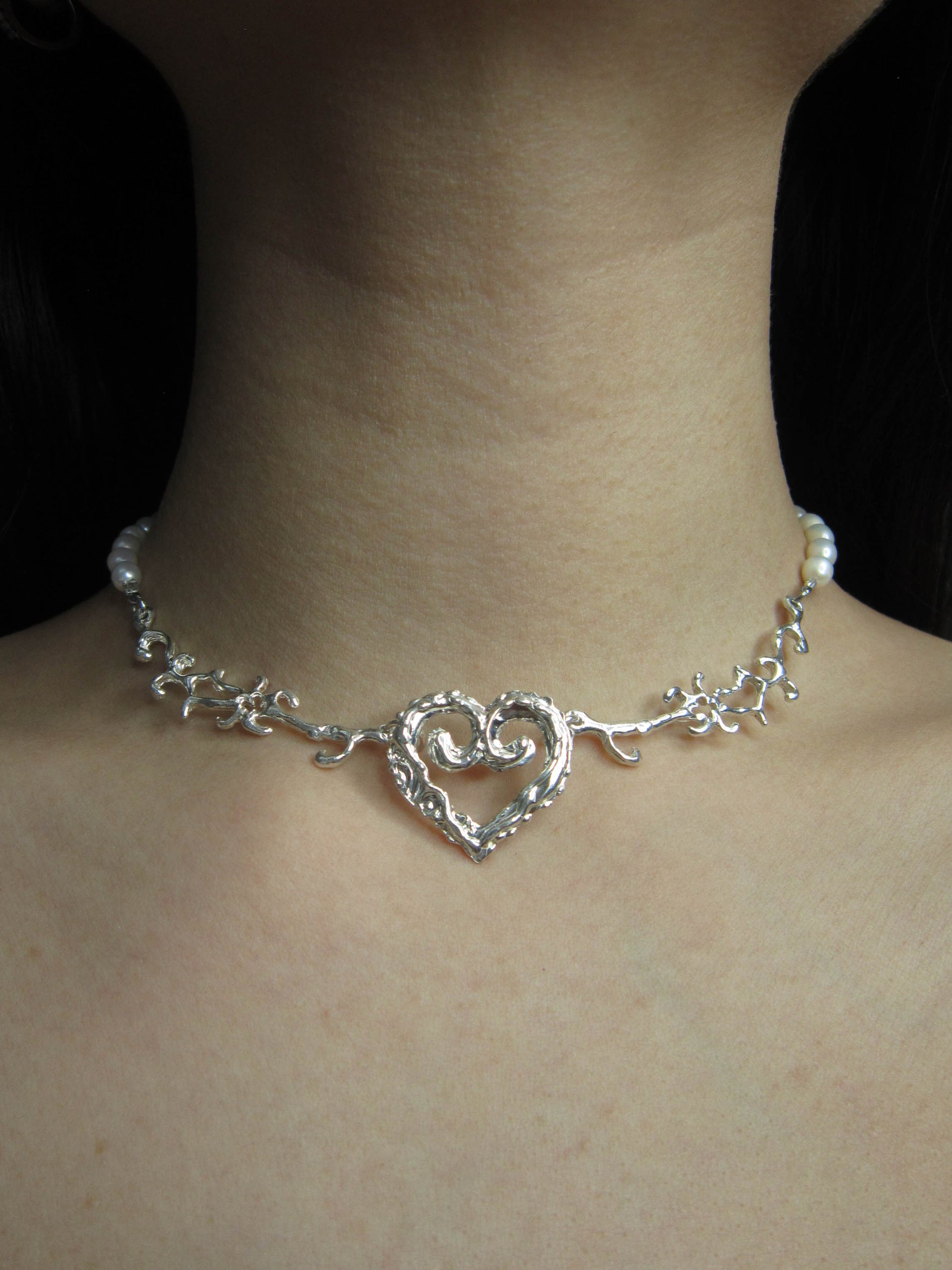ISOLDE COLLAR